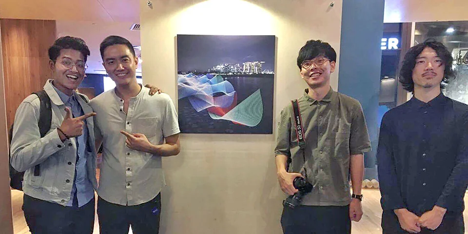 シンガポールのInstagramで活動するインフルエンサー、 Yafiq Yusman と共に。シンガポールのクライアントの案件で、共に働き良い関係を築くことができた。