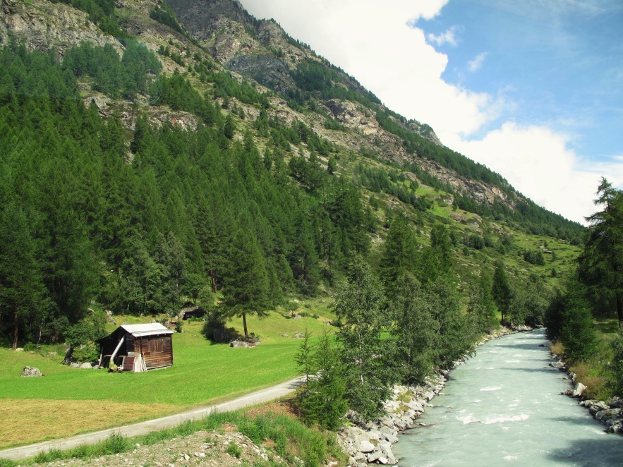 Zermatt_mineral river.JPG