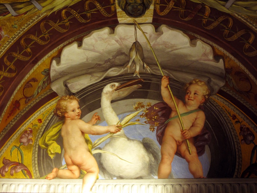 Rome_Vatican Museum_ceiling art_Cherubs nd pelican.JPG