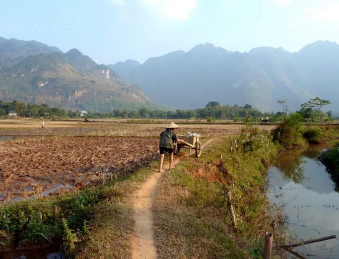 VIETNAM - MAI CHAU