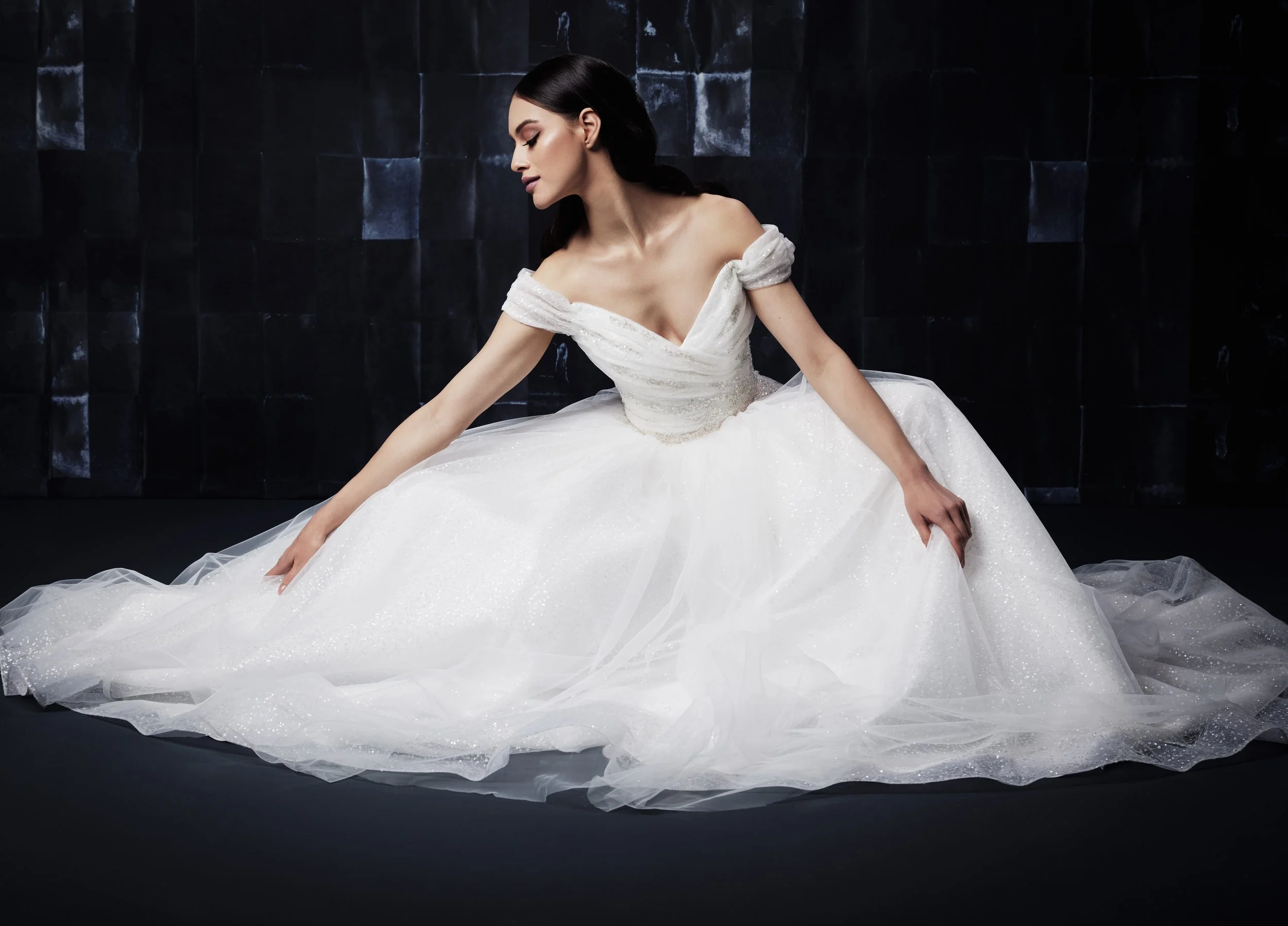 ANDREE SALON2033 1-Edit.jpg