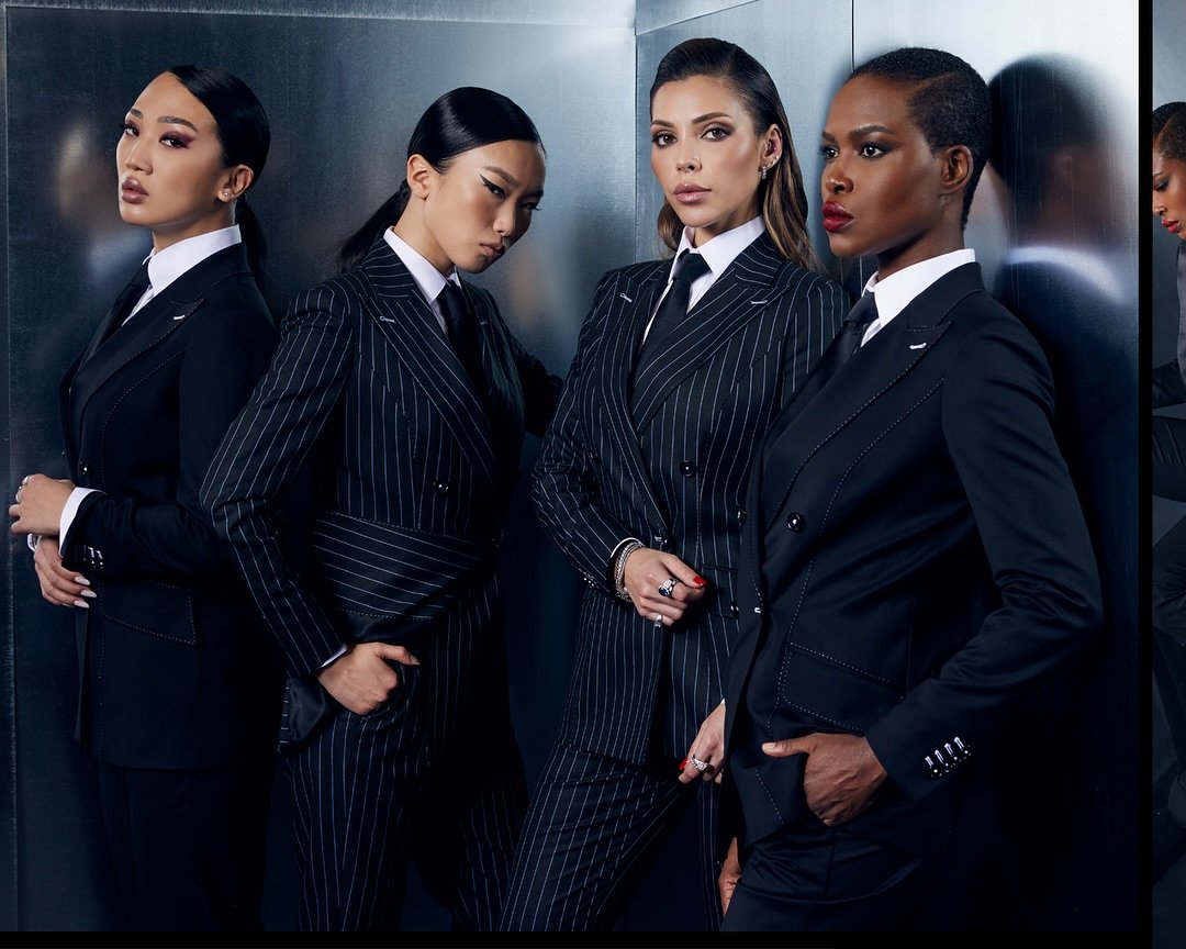 &ldquo;Anyone  can do my job , but no one can be me&rdquo; 
Campaign shots from from @alexandra_dobre___  @alexandradobre_brand 
Models: @_narajackson @aishamed_ @julianacasey26 
Hair by @catalin__manolache 
Make up by @ceciliarentea 
Shot at @vanity
