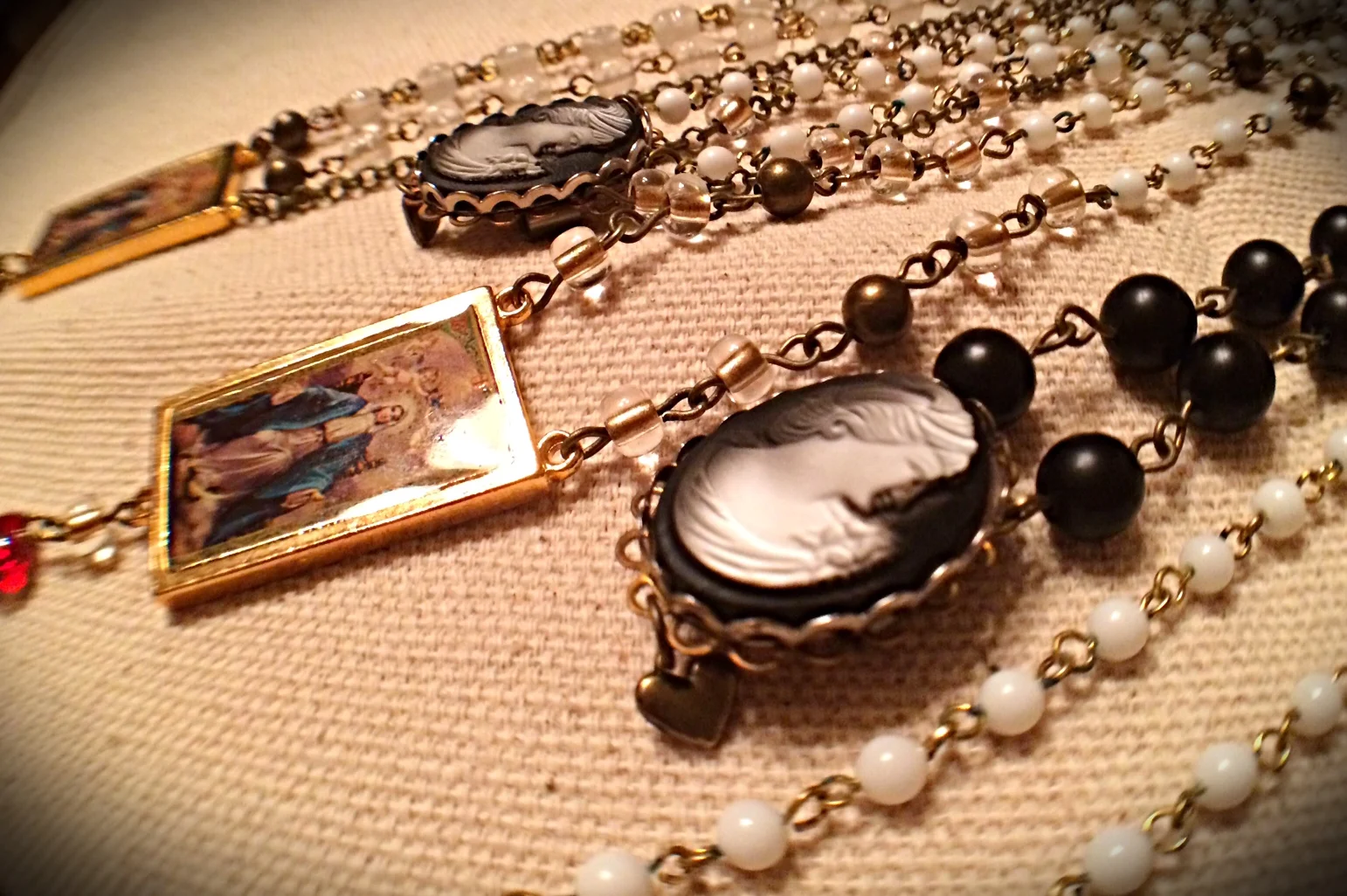 The Modern Victorian cameo and reliquary collections