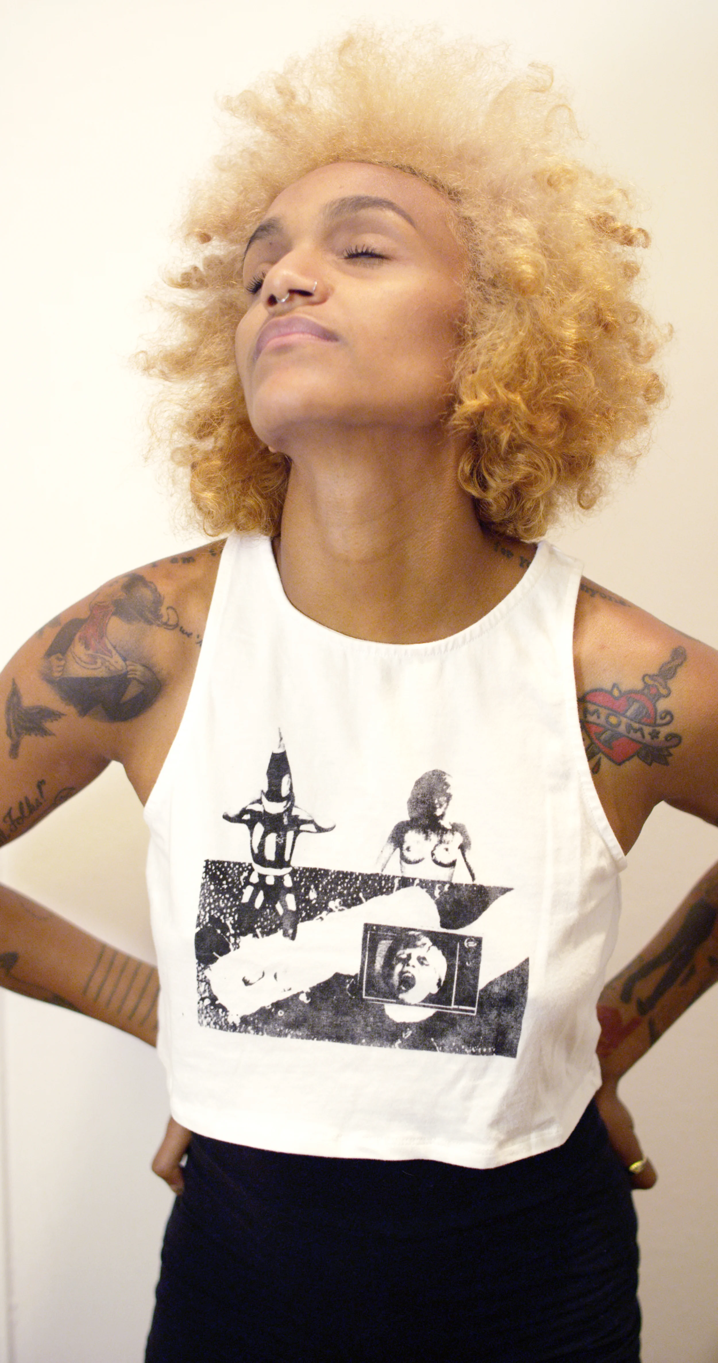 shirt_tits_1.1.jpg