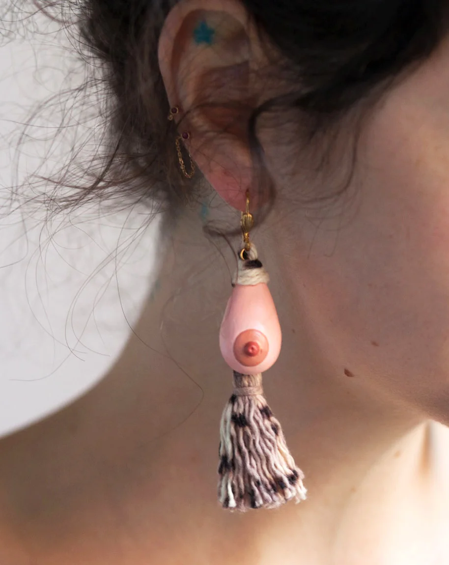 titswithtassels2.jpg