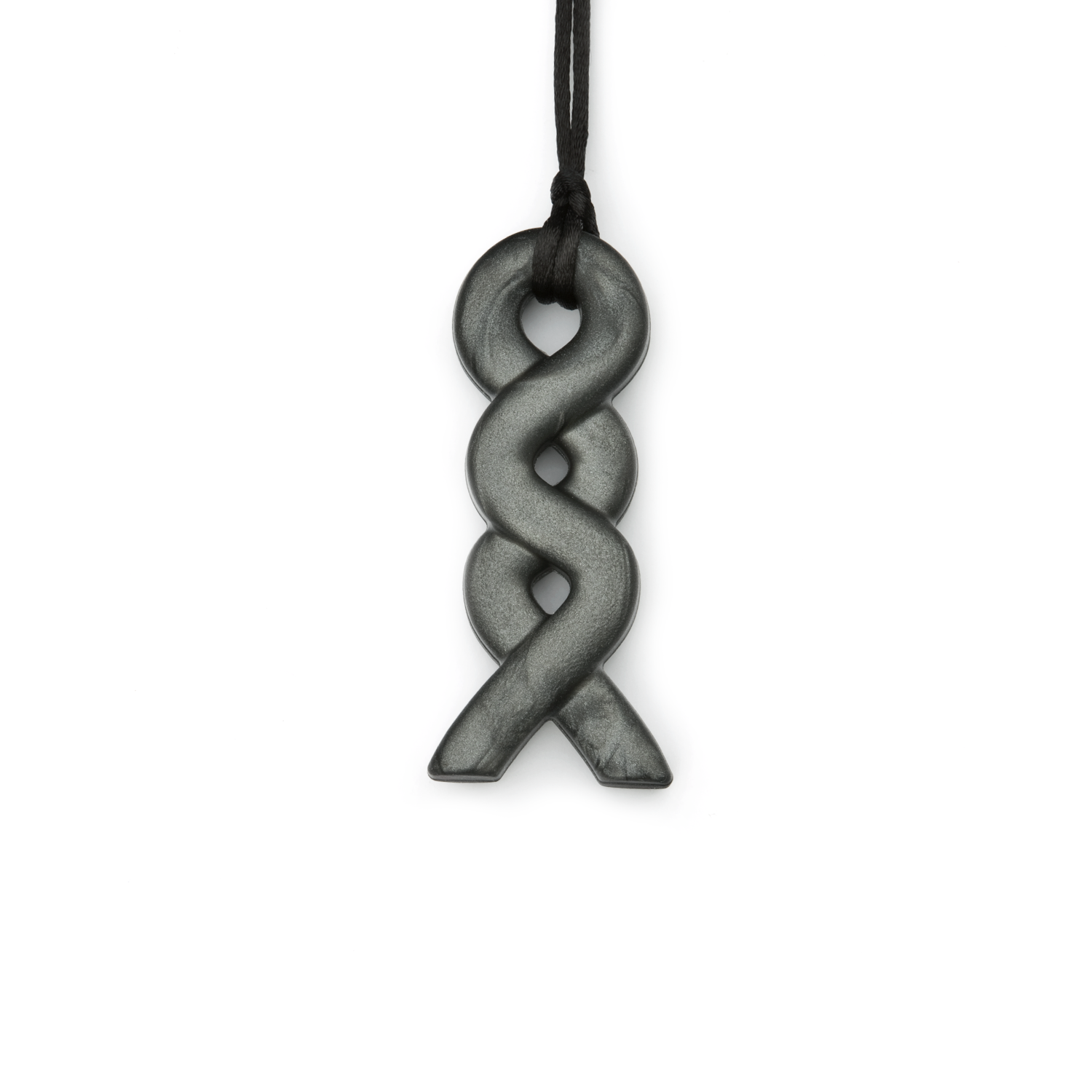 Thanks to it's flat woven structure, the Braid pendant is able to accommodate moderate to heavy chewing, while still creating an understated look.