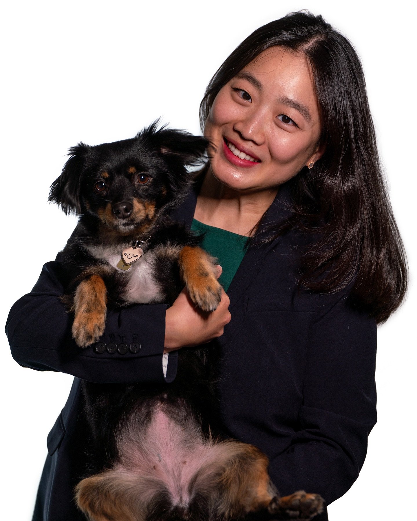 When the professional headshot session ends, doggy photo session begins. 
@dasomie91 + 🐕 @mochabailey2021 

#photoshoot #headshot #professionalheadshots #dogsofinstagram #doggo #puppers #puppy #sony #sonya7riii #a7riii