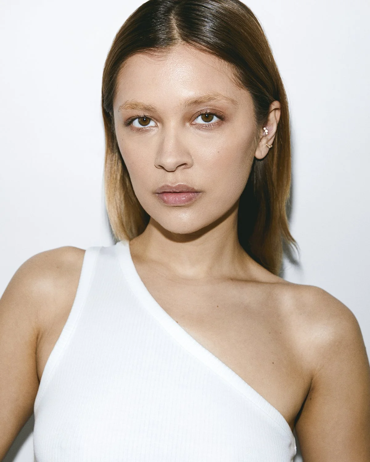 Cirkle Models_shot 16_1889_crop.jpg