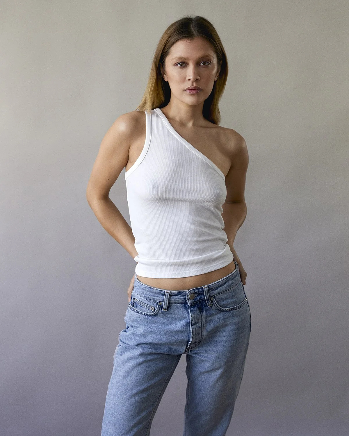 Cirkle Models_shot 16_1818_4x5.jpg