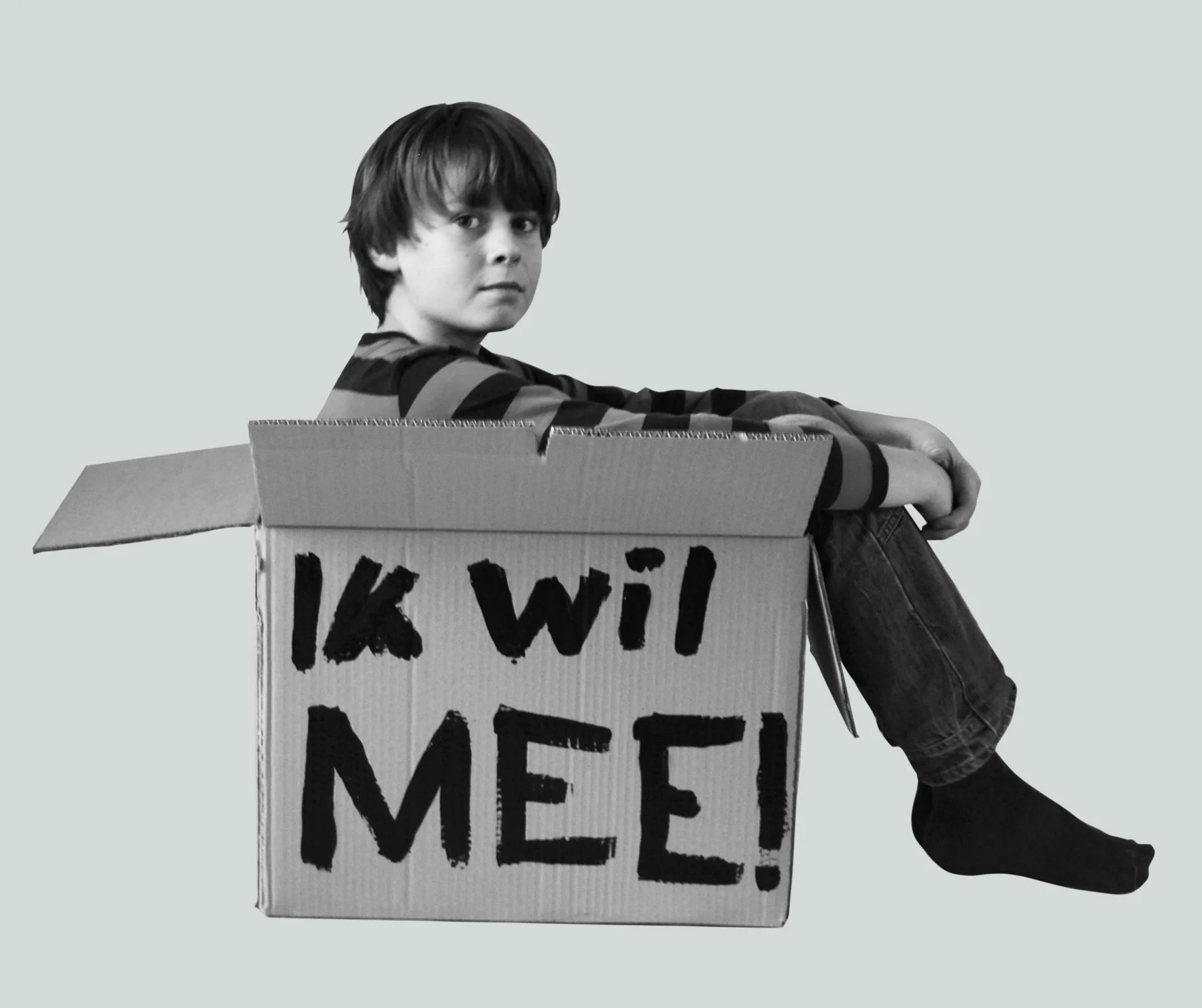 jongen_in_doos-zw2.jpg