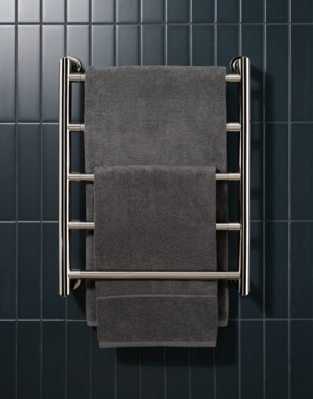 Water Works towel warmer and towels