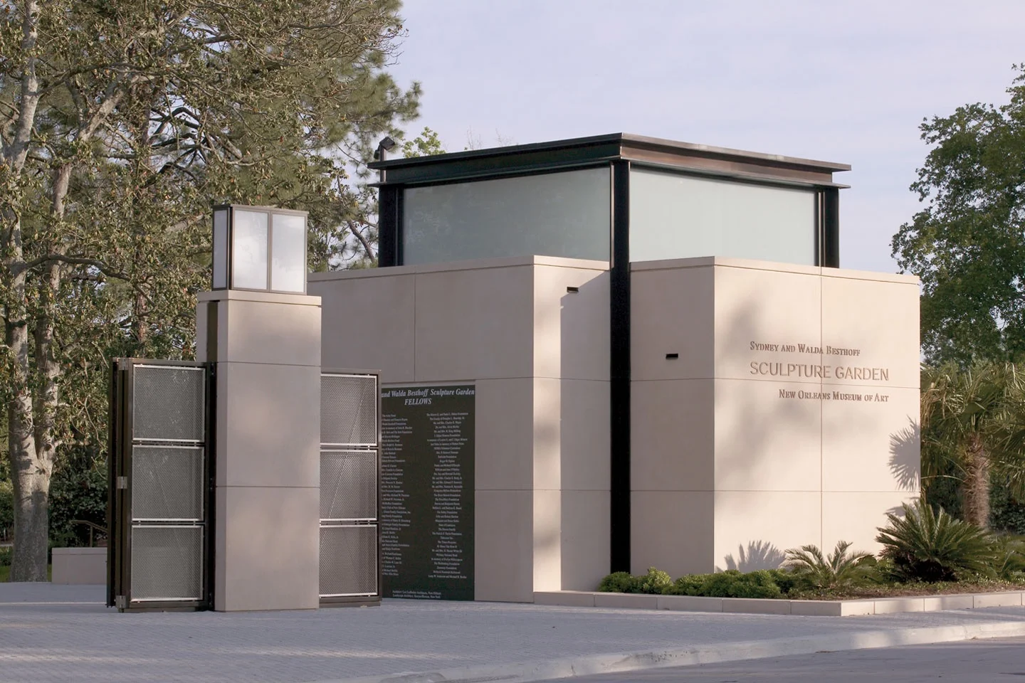 sculpture garden close up.jpg