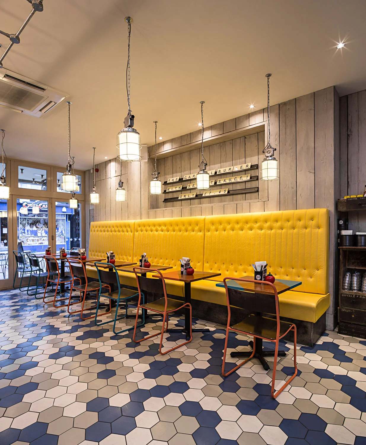nandos-11.jpg
