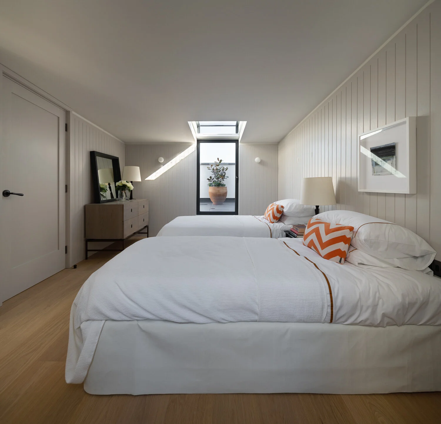 12pembridge1360-Pano.jpg