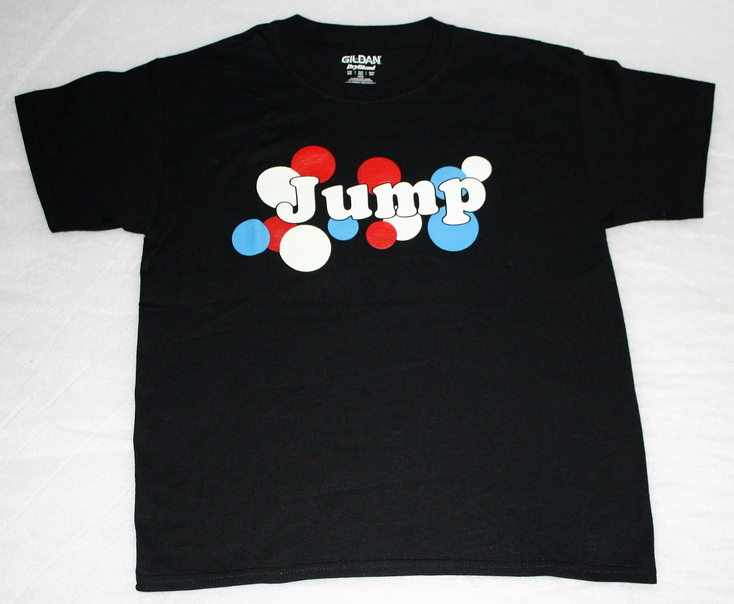 jump_dots_shirt.JPG