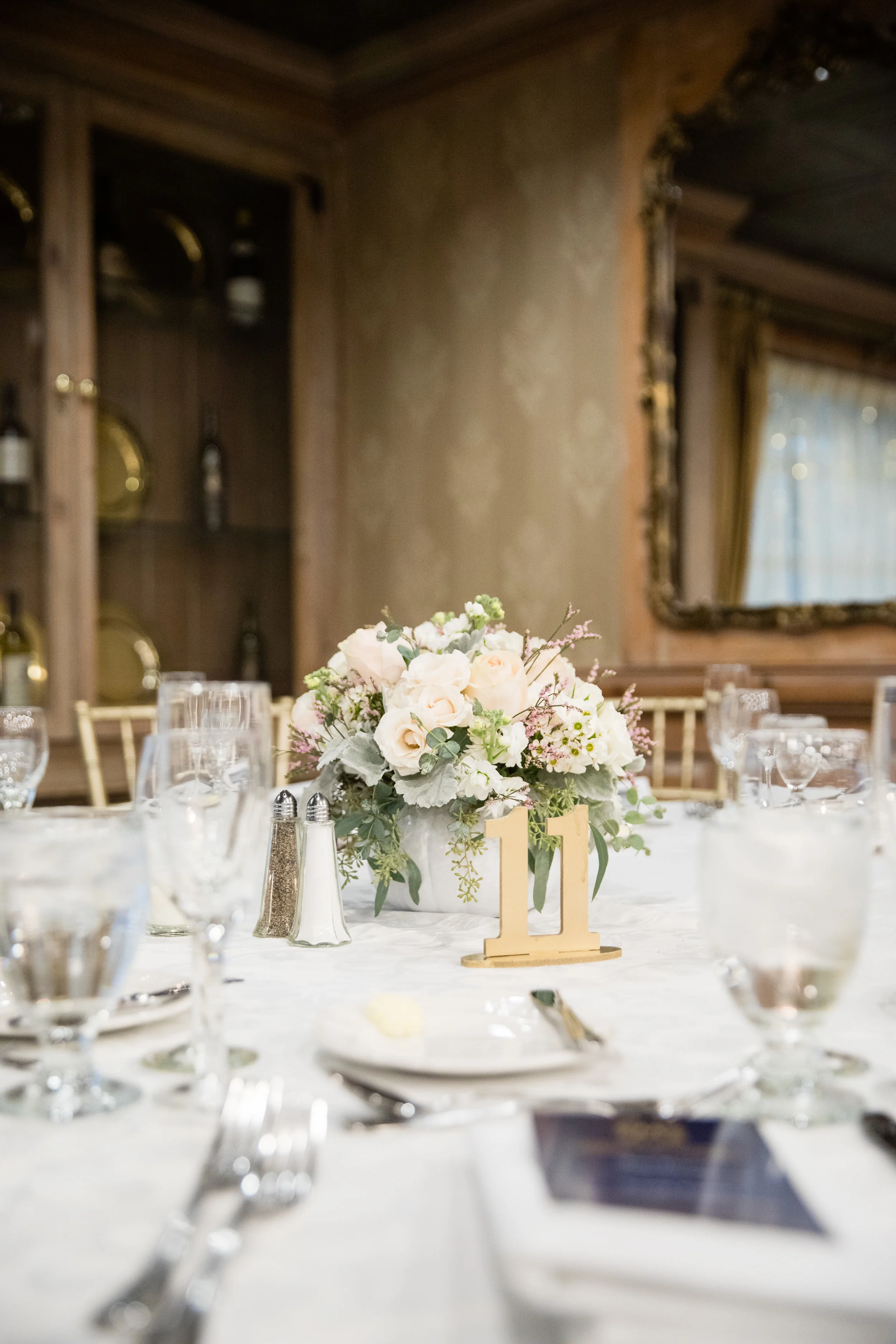 18_11_03_ElizabethandPiotr-08-ReceptionDetails-0005.jpg