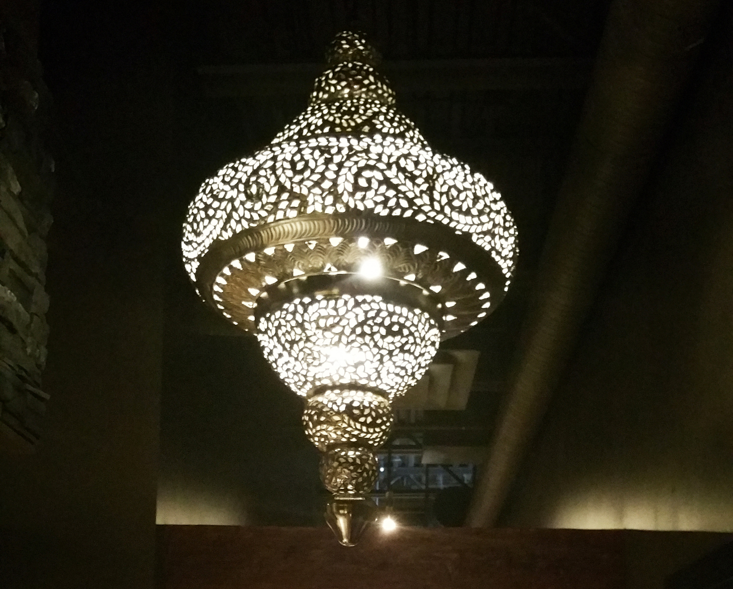 Feature Pendant Light
