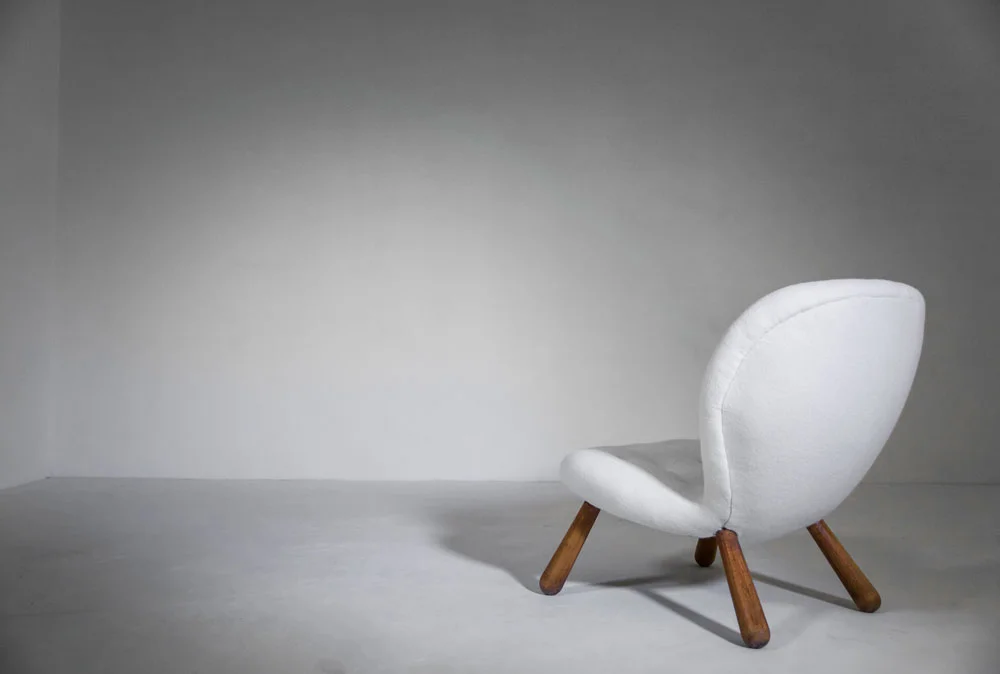  Philip Arctander ‘Clam’ chair oak, boiled wool Denmark, 1940s  sold  