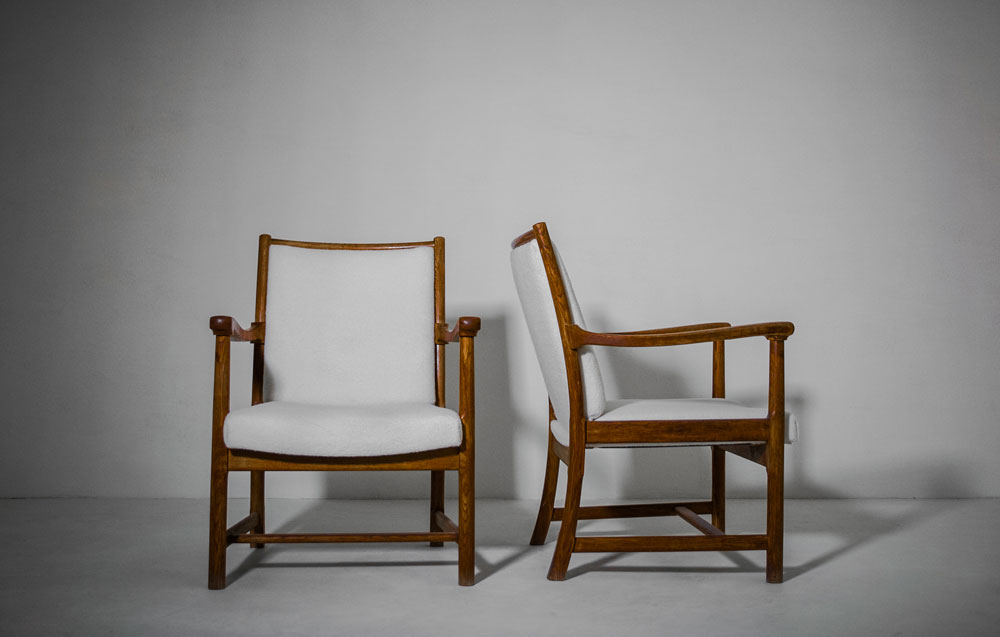 Mogens-Koch-armchairs-2.jpg