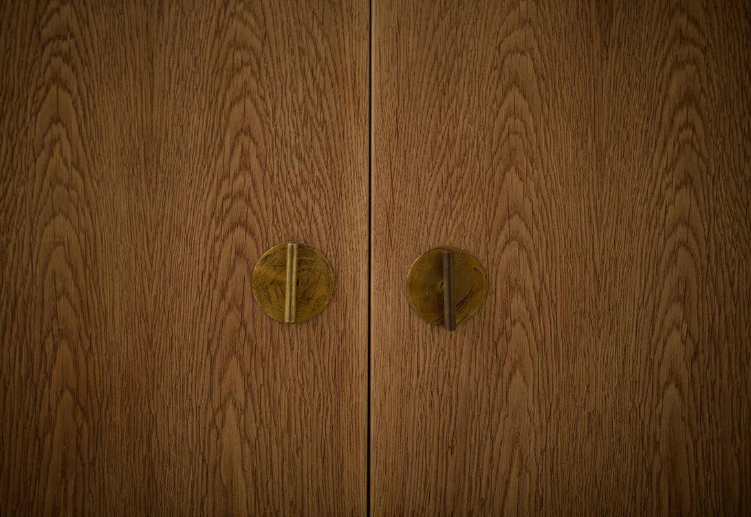 BM oak cabinet-2lr.jpg