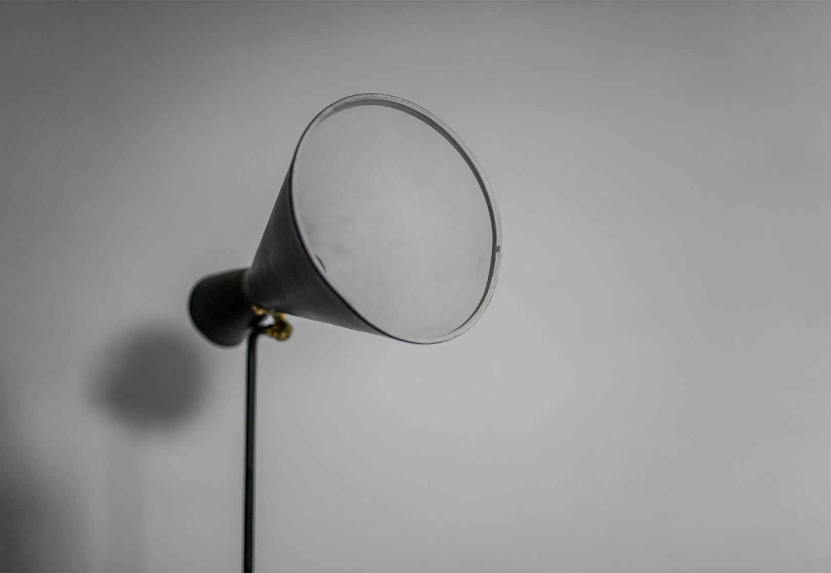 Holm-Sorensen-single-floor-lamp-1-LR.jpg