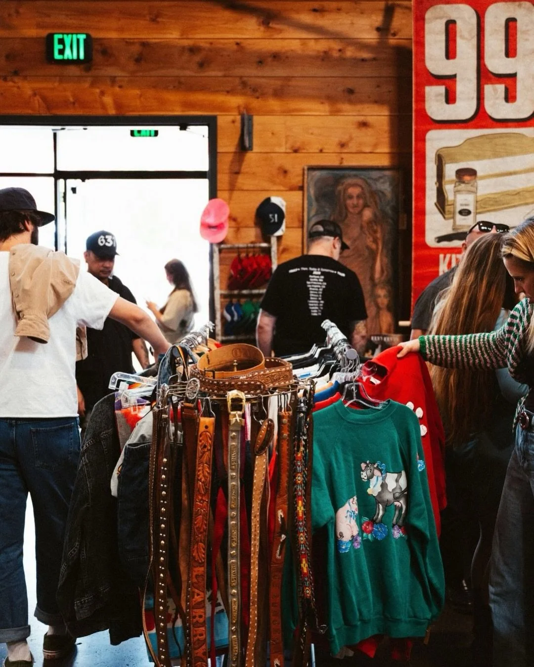 SEPTEMBER FLEA IS ALMOST HERE! 🍂 Come spend a slow Sunday with us and kick off the fall season!

We&rsquo;re back at The Redd this Sunday with a FULL HOUSE of 100+ vendors, good food and drinks, and the return of OnPoint Dollars Day! @onpointcu memb