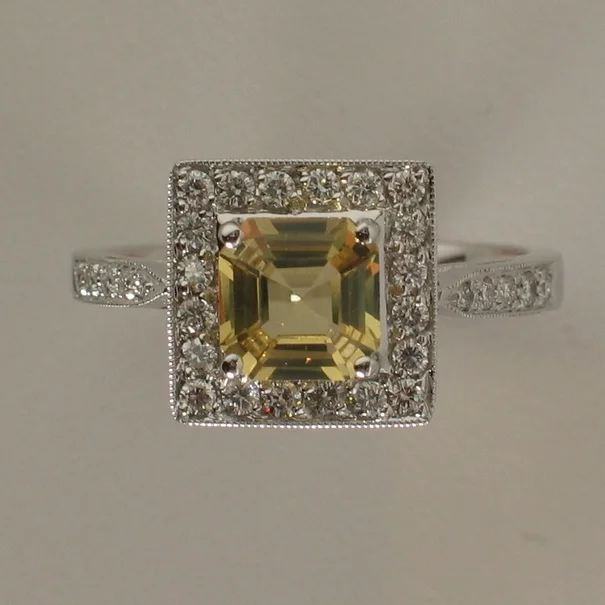 Square Yello Sapp W Gold_3.JPG