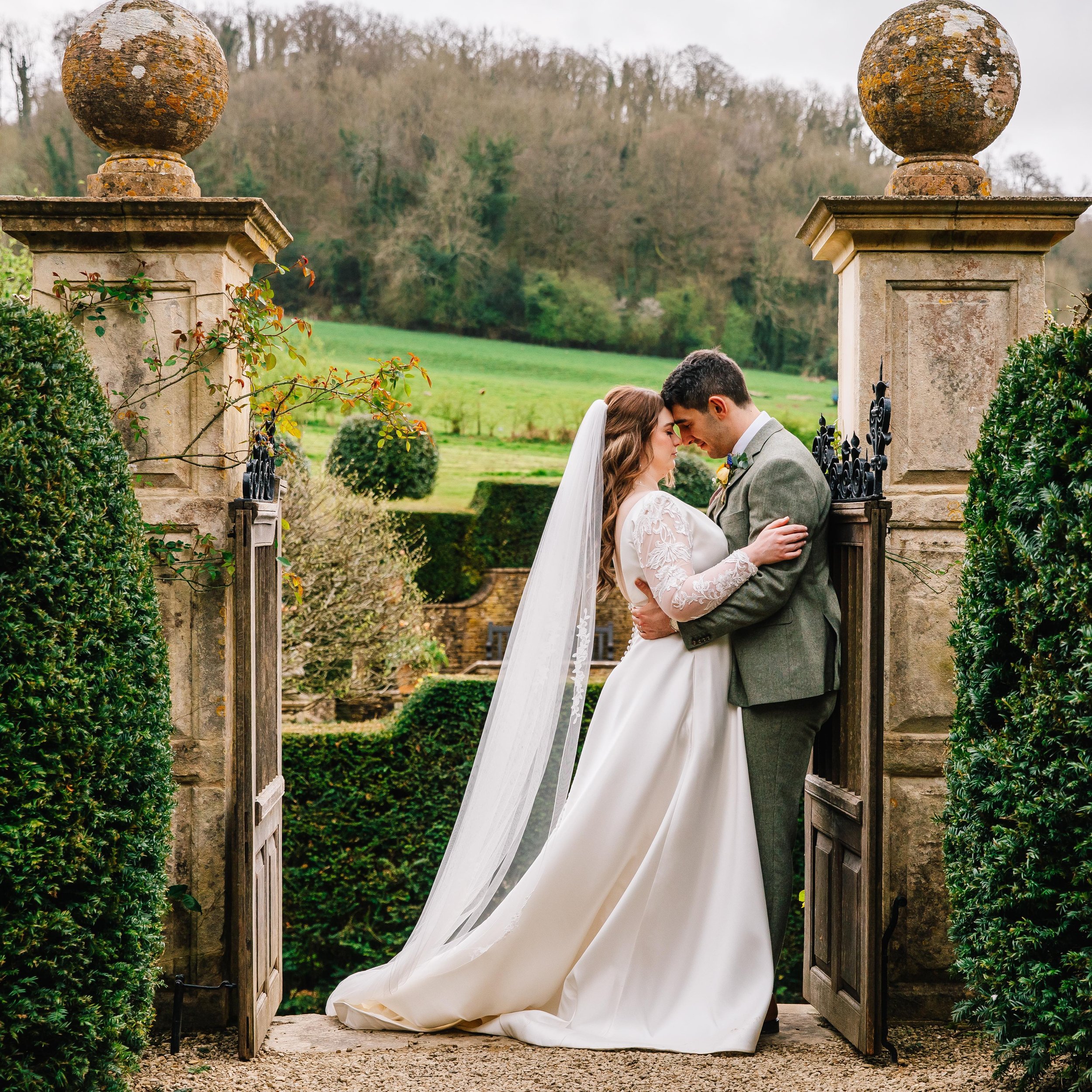💕This couple&hellip;💕

The most incredible day at @owlpenmanor 

#weddingday #brideandgroom #owlpenmanor #cotswoldwedding
