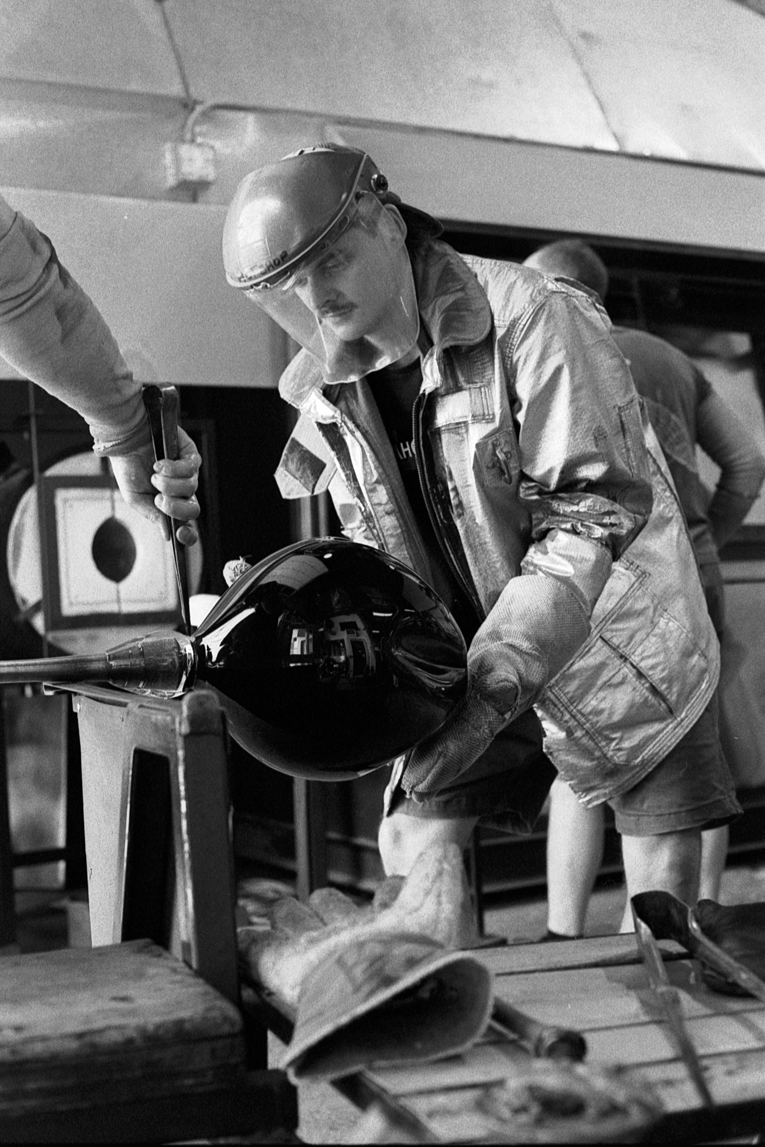 HP5.1600.August.Glassblowing 24-2.jpg