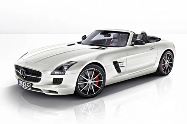 2013-Mercedes-Benz-SLS-AMG-GT-2-640x424.jpg