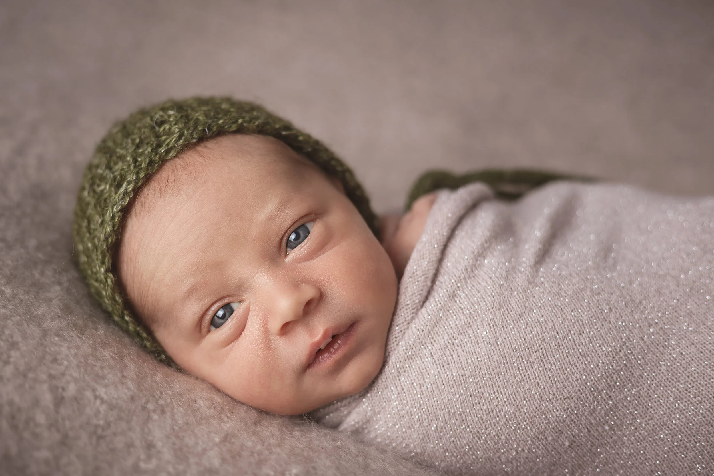 © Laleh Images Portrait Design www.lalehimages.com