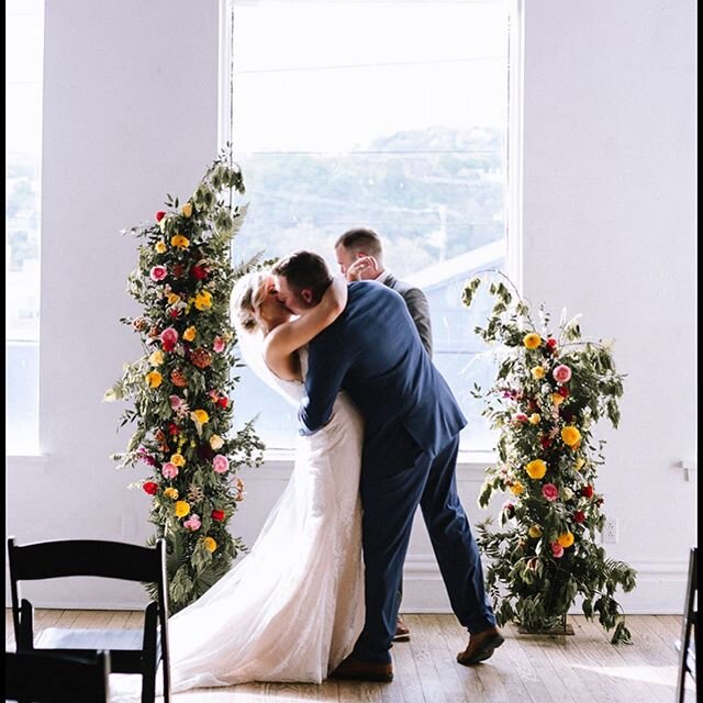 More micro-wedding magic! Hands down another favorite!
#microwedding #elopement #peonies #colorfulwedding #springwedding #springweddinginspiration #pittsburghwedding #weddingsofinstagram #covidwedding #juliejamesdesign #loveisntcancelled #weddingflow