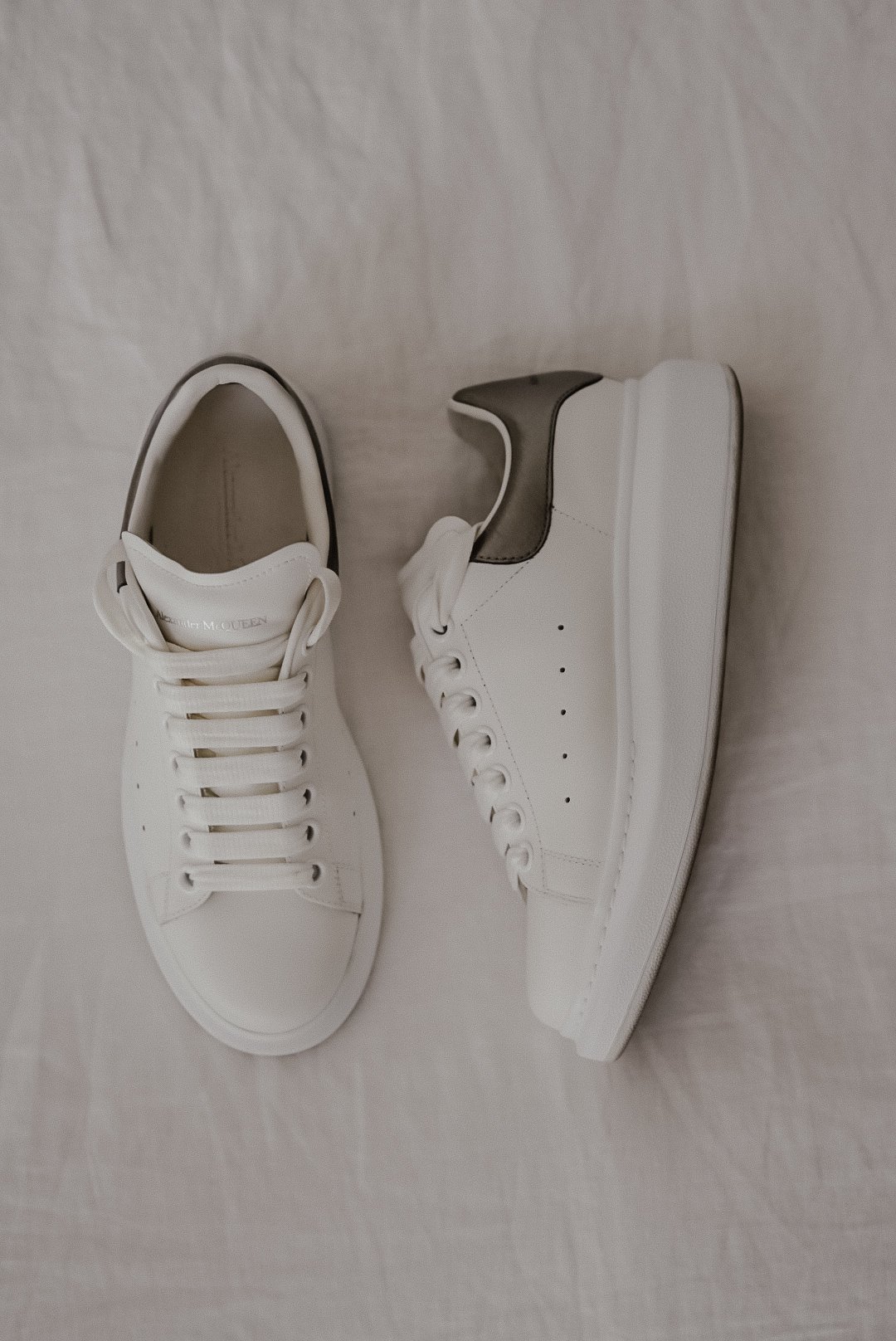 Stationair Boekwinkel leven Alexander McQueen Sneaker Review | Sustainability, Price, Fit and More! |  Jessica Ashley