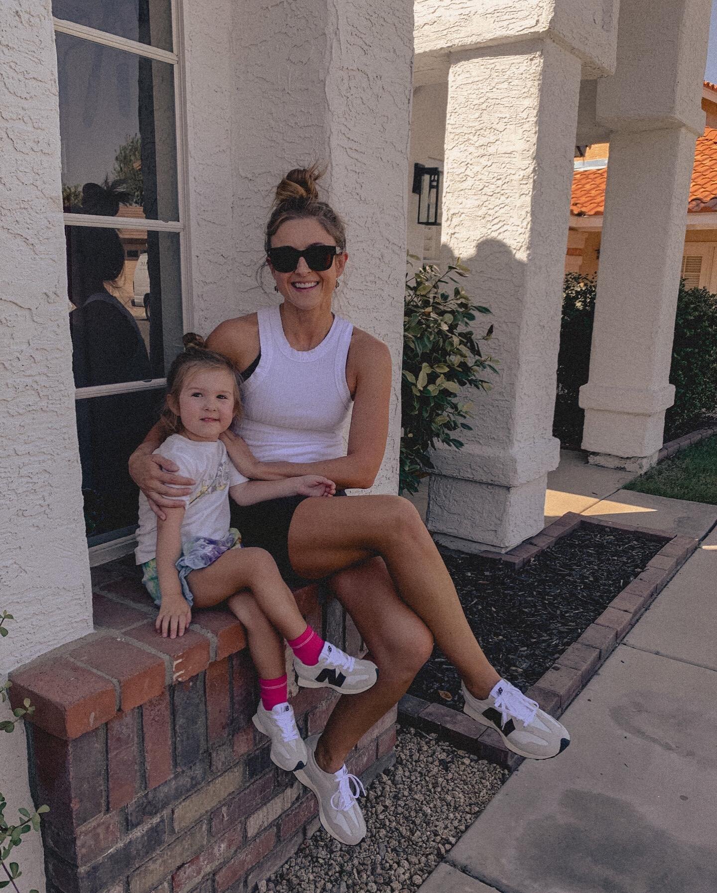 Twinning over the long weekend with @newbalance &amp; @footlocker 👯&zwj;♀️ stick to your EU size when purchasing - I took a 37.5 https://liketk.it/3OH3H
#linkinstories 

Follow my shop @hellojessicashley on the @shop.LTK app to shop this post and ge