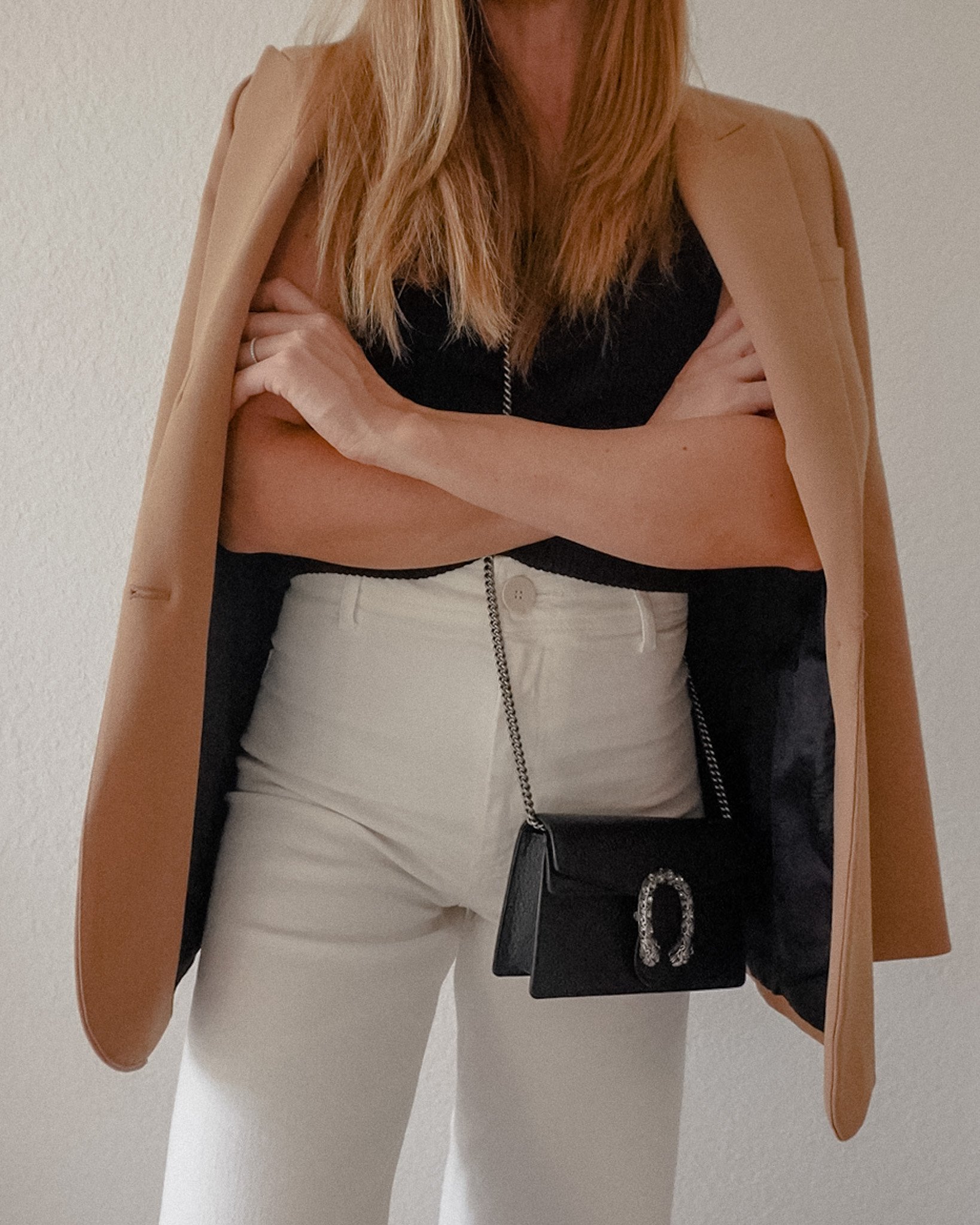  hellojessicashley wearing ZARA ecru high waist pants, Zara boyfriend blazer, Vince sweater tank with Gucci Dionysus handbag, showing how to style beige off-white pants for a classic look 