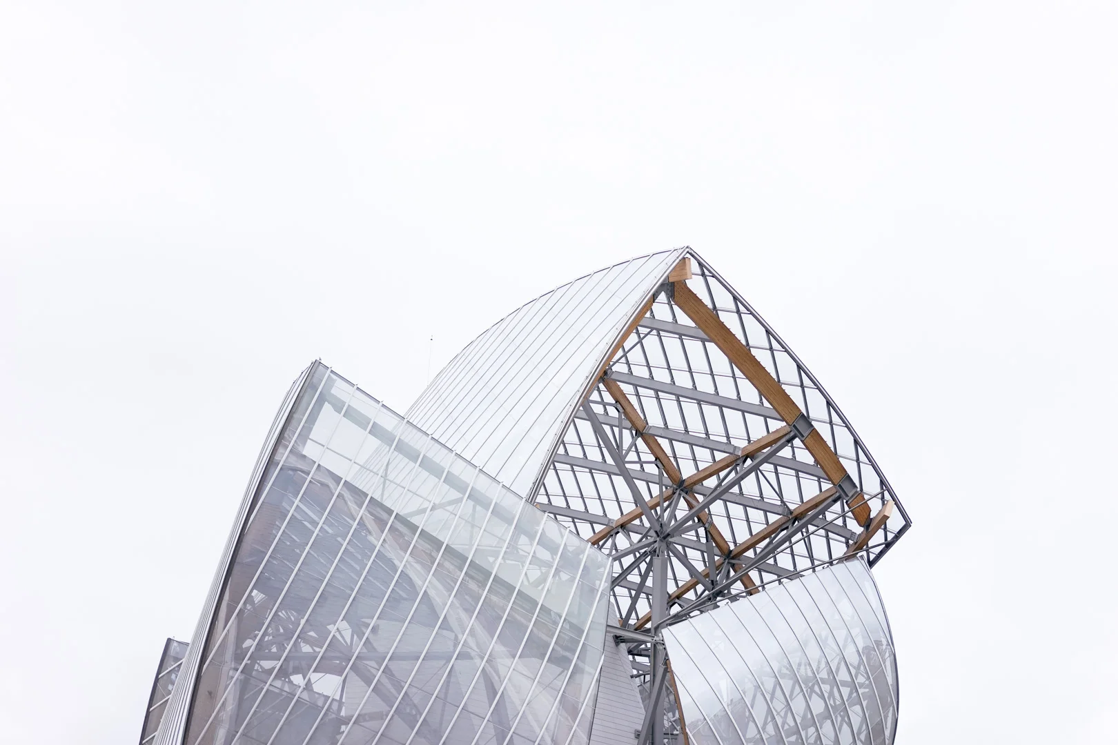 Le-Sycomore_Paris_Louis-Vuitton-1 copy.jpg