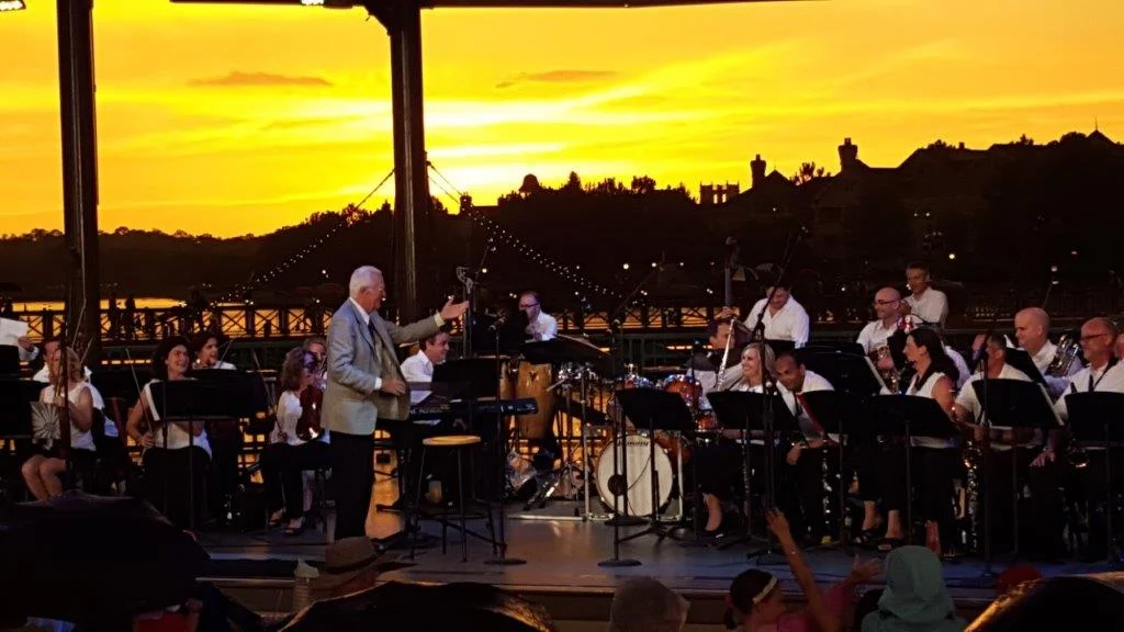 Concert Jim 3 orig.jpg