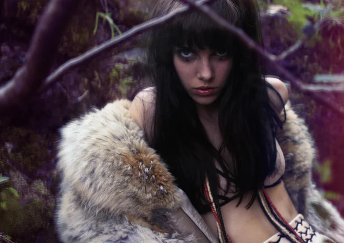 She-s a stone fox highres-7.jpg