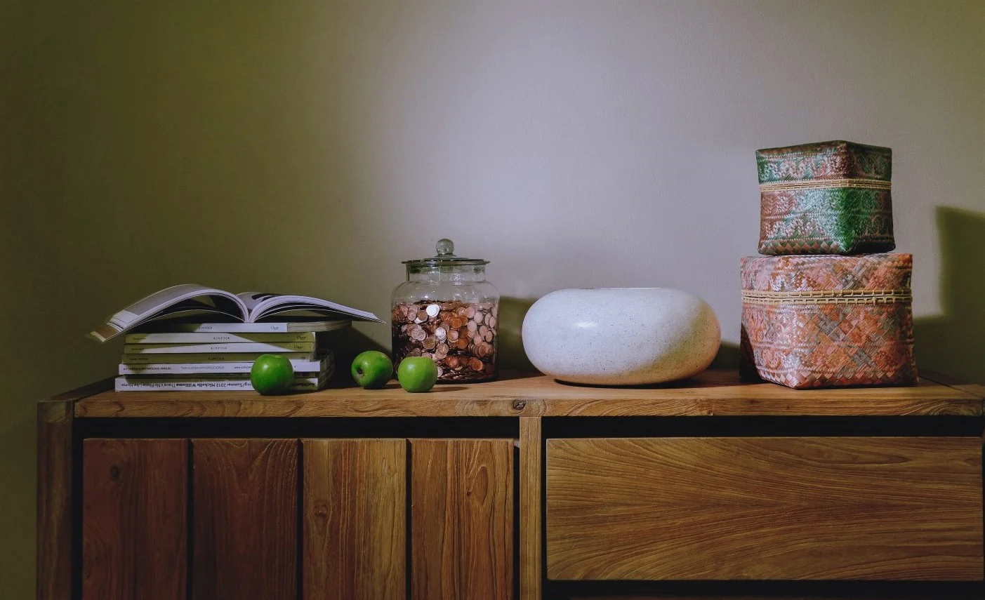 4 Catama Cabinet detail.jpg