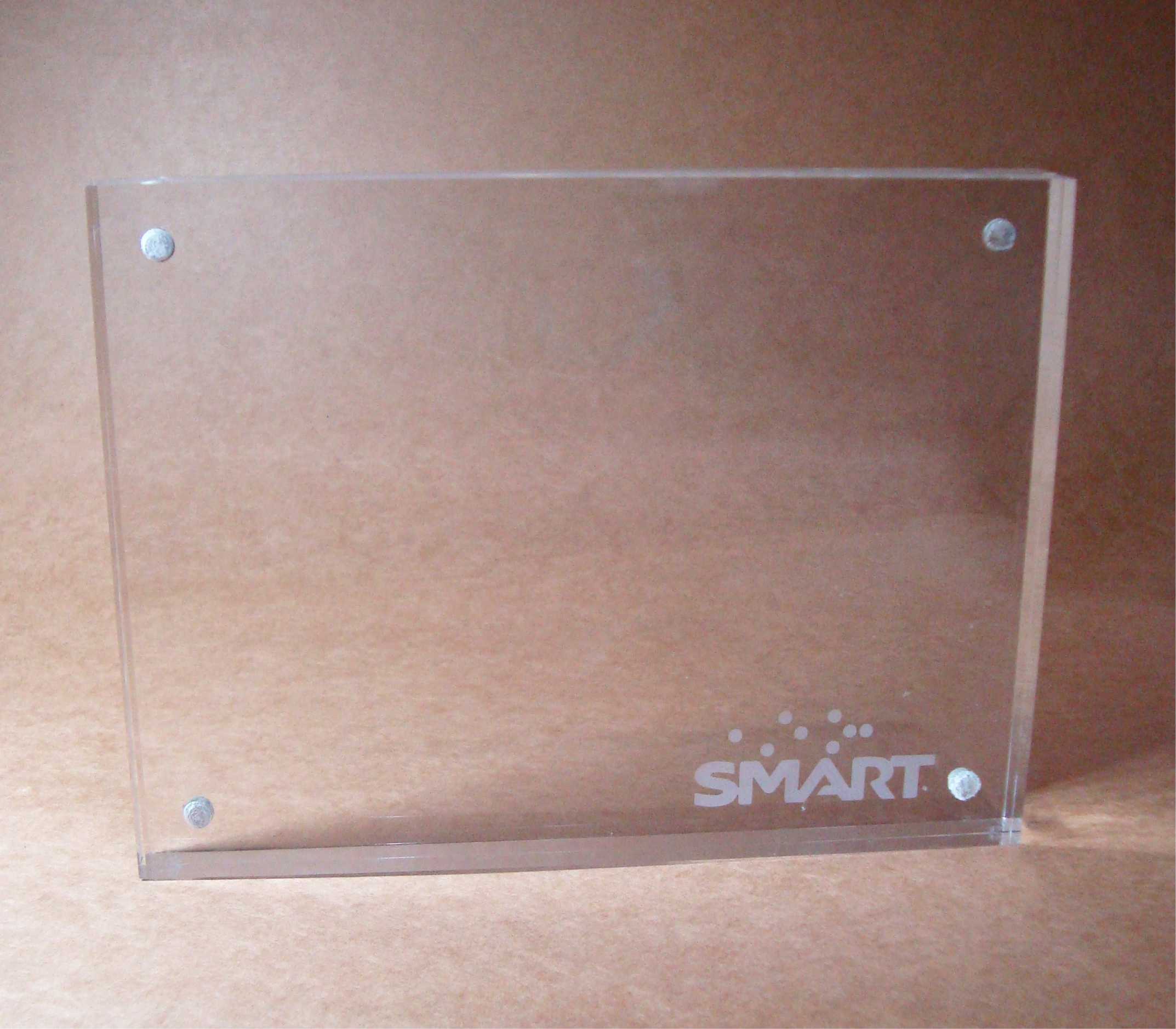 acrylic frame with magnets