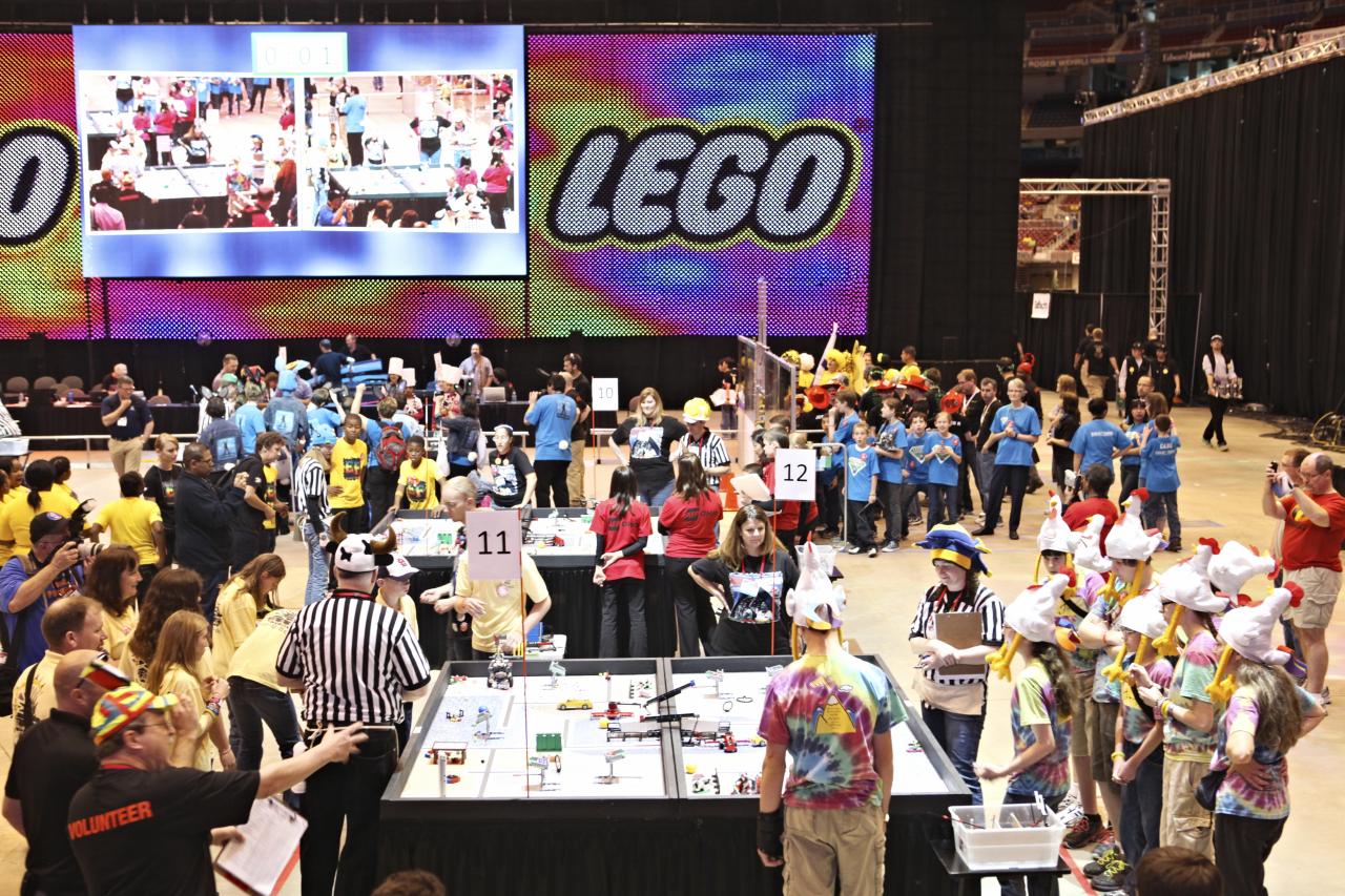 Pode receber na sua região um torneio da First Lego League.