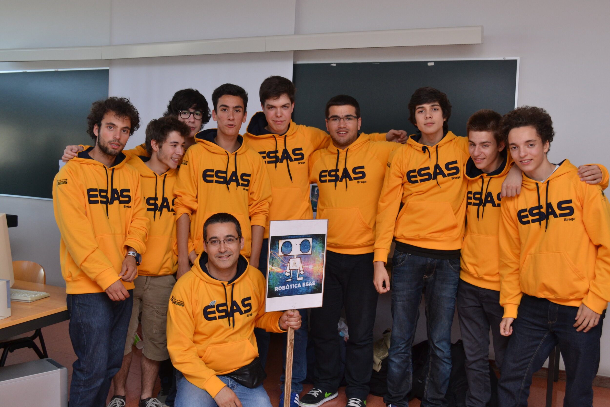 FIRST LEGO League (9 aos 16 anos)