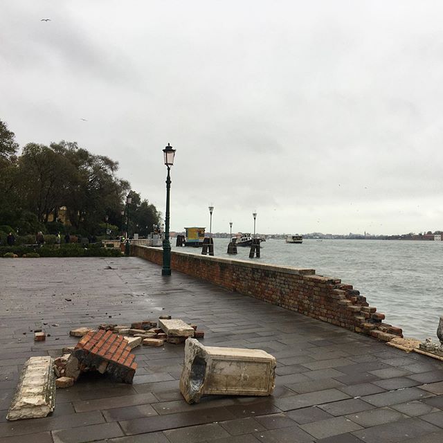 #veniceflood #tidalwreckage #fullmoon november 13, 2019