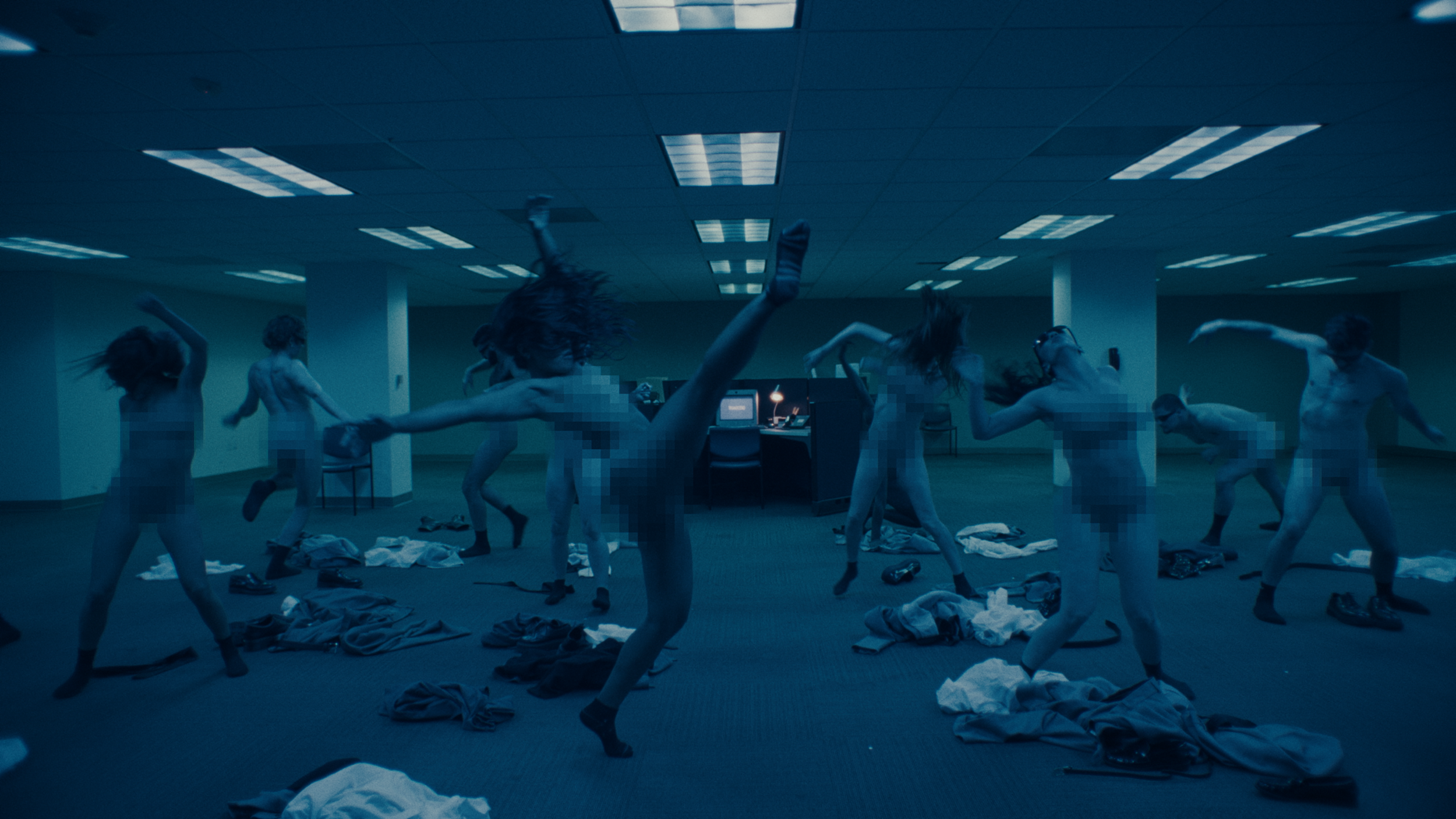 EBC25017_Pressure_v6.00_FINALMASTER 422HQ.00_02_37_15.Still019.png