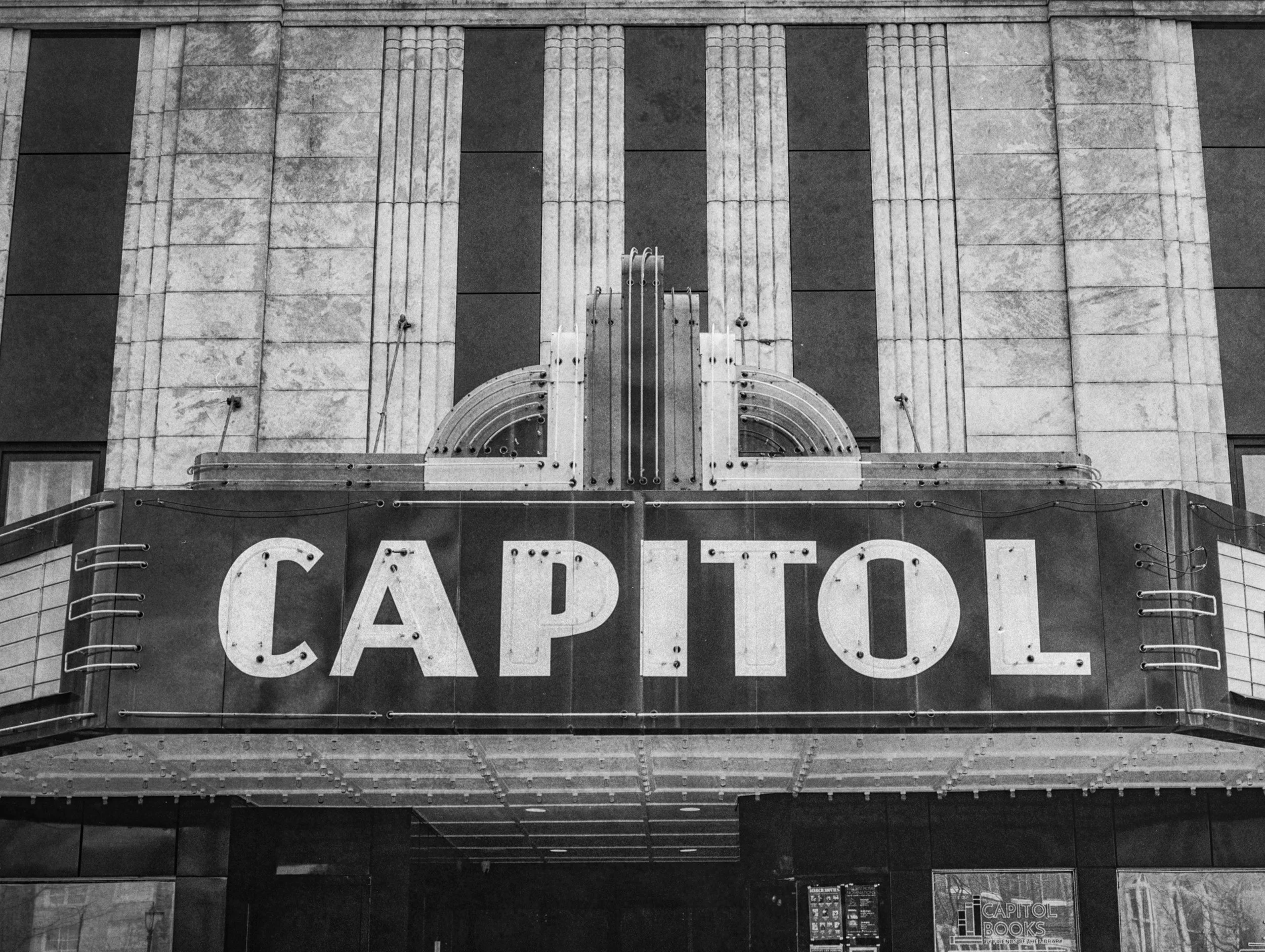 Capitol Theatre in Bowling Green Kentucky, Classic Theatres, Old movie Theatre, Cinema Treasures, TRD Photography,