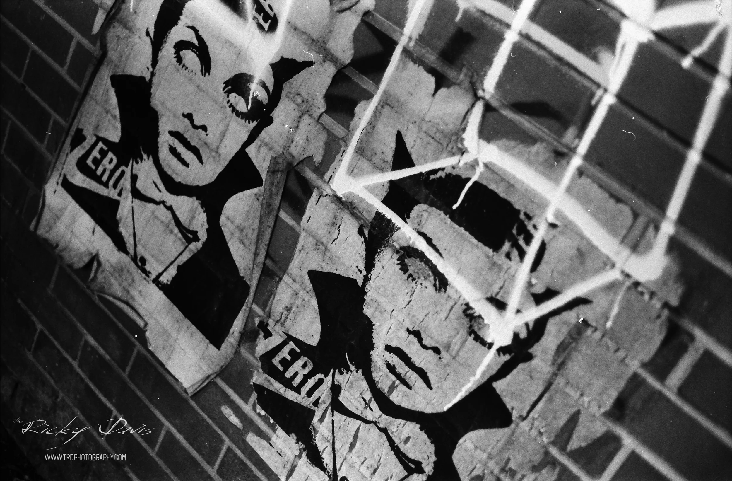 Zero - Street Art - Chattanooga, TN - Film - Expired Neopan SS - Camera - Minolta XG 1 - Photographer Ricky Davis