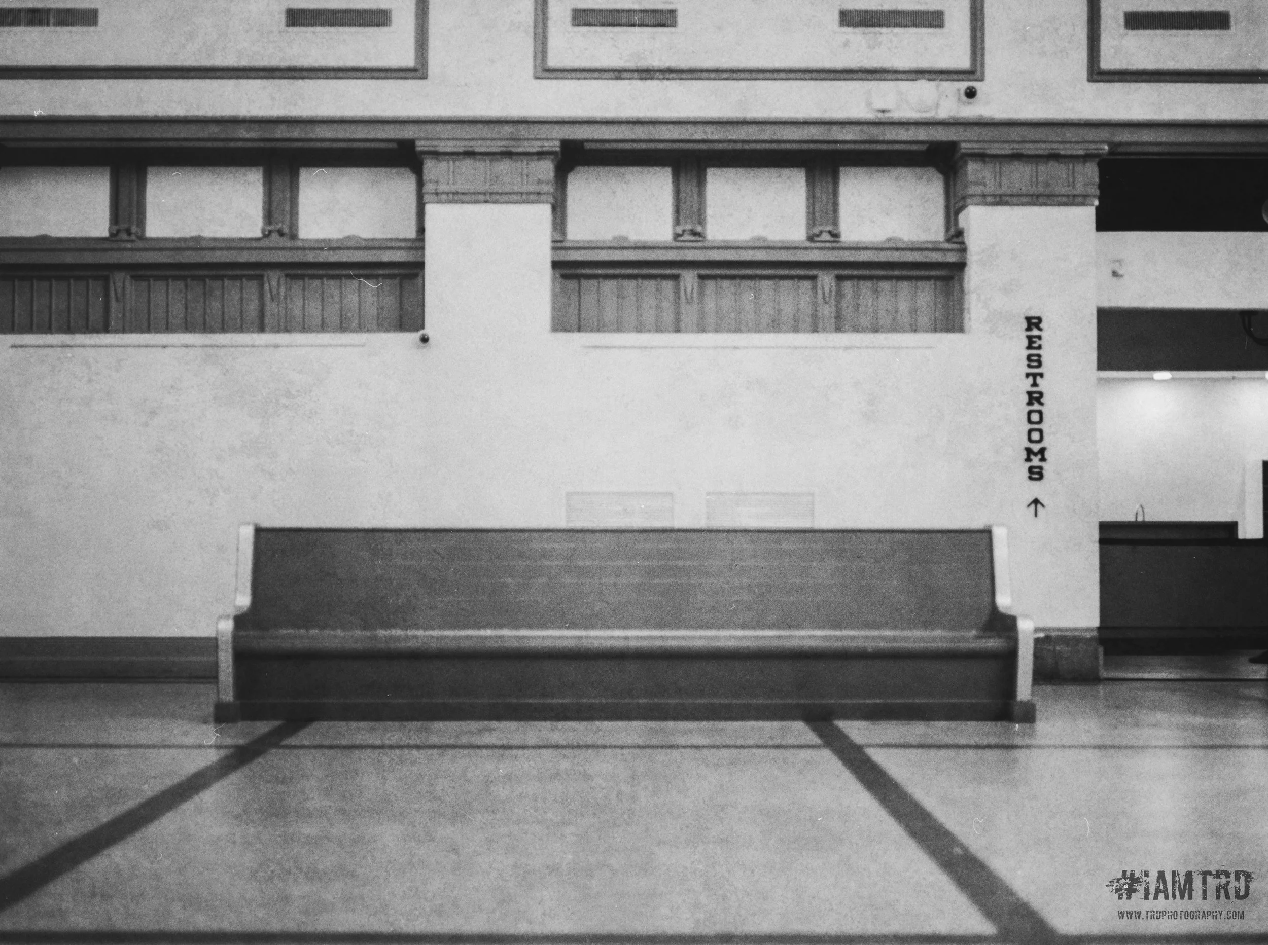 Bench inside the lobby at Chattanooga Choo Choo - Chattanooga, Tennessee 
Kodak Tri X Film Photography 
Photographer Ricky Davis of TRD Photography