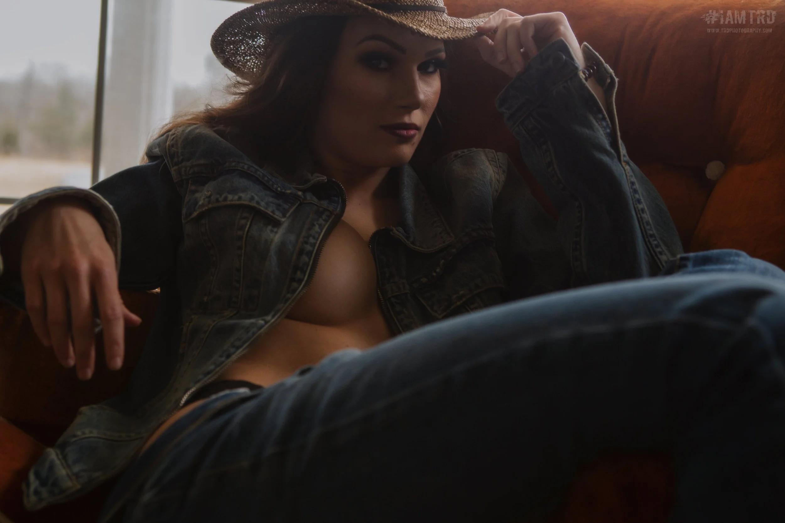 Chattanooga Boudoir Photography - Chattanooga Boudoir Photographer - Chattanooga TN - Cleveland TN boudoir photography - Cleveland TN boudoir Photographer - Creative Boudoir Photography - Alternative Boudoir Photography - TRD Photography - Photograph