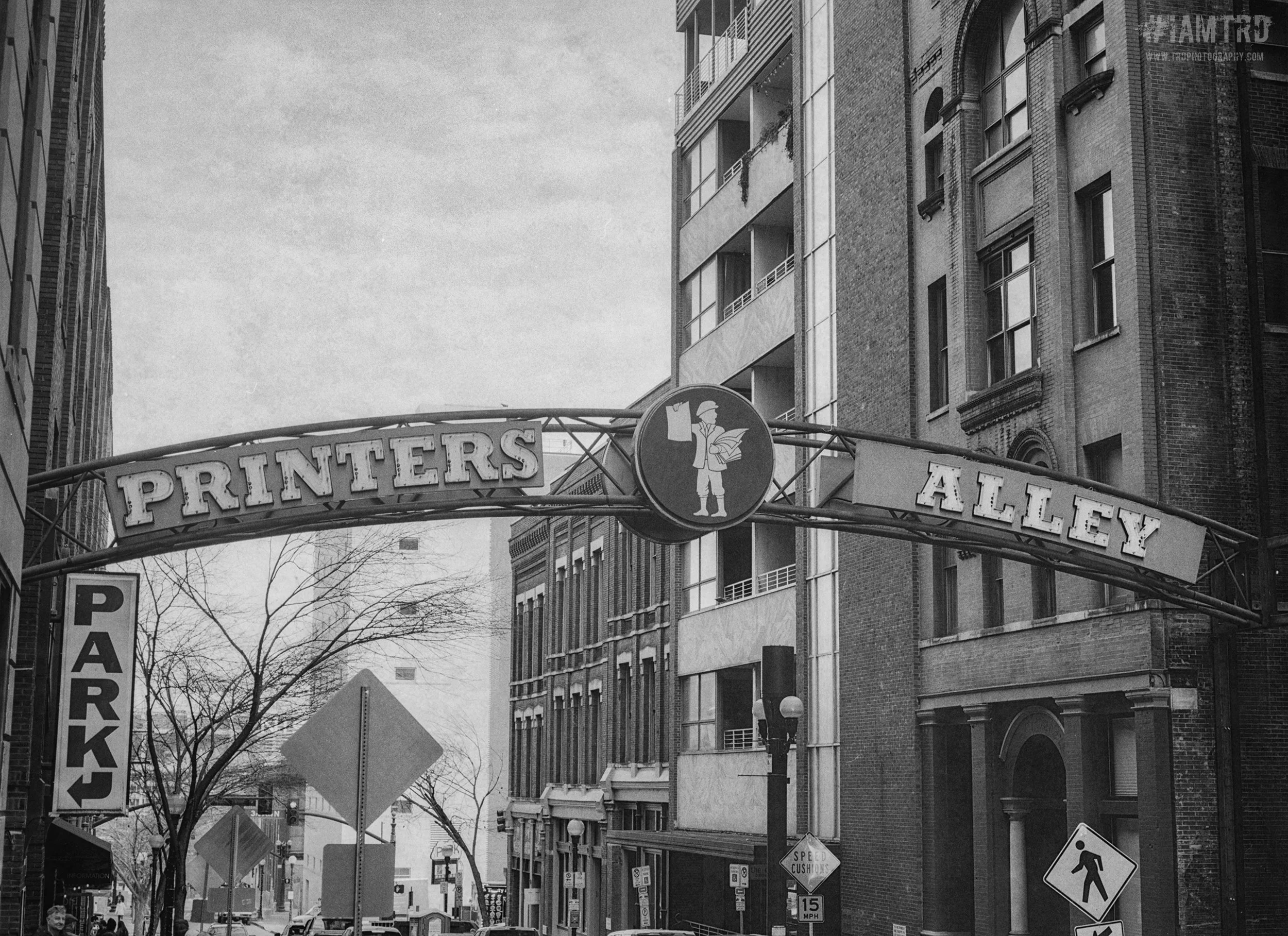 Printers Alley Sign - Nashville, Tennessee 
Kodak Tri X Film Photography 
Photographer Ricky Davis of TRD Photography