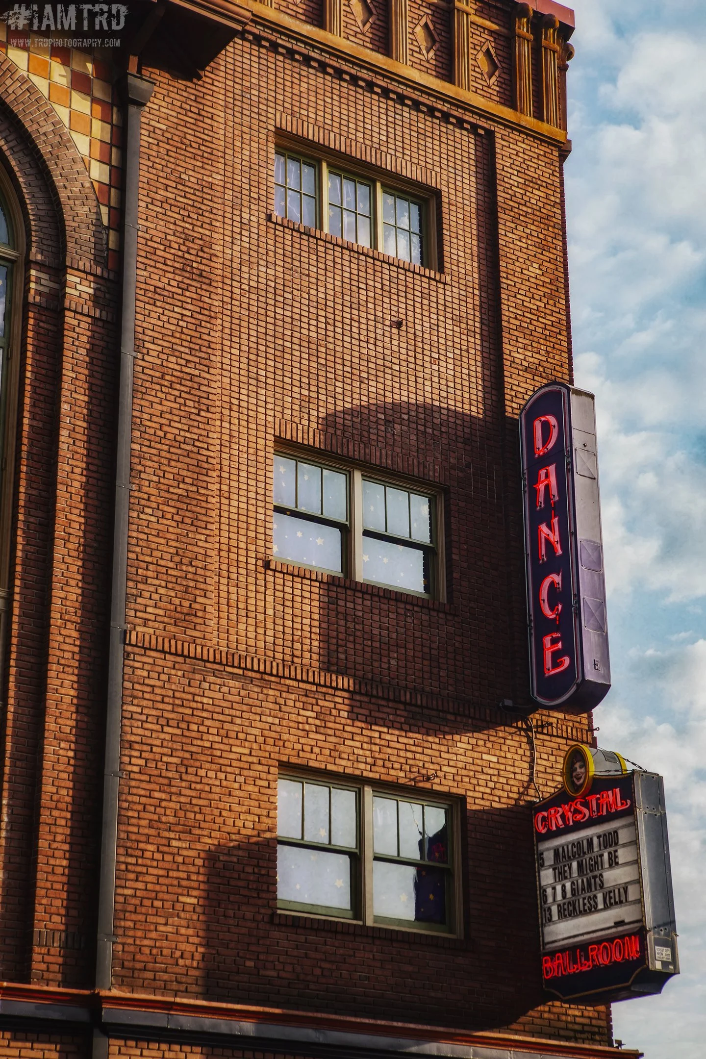 Crystal Ballroom Sign - Portland, Oregon
Photographer Ricky Davis of TRD Photography